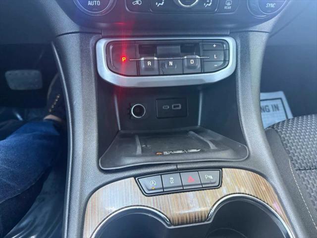 2022 GMC Acadia FWD SLE