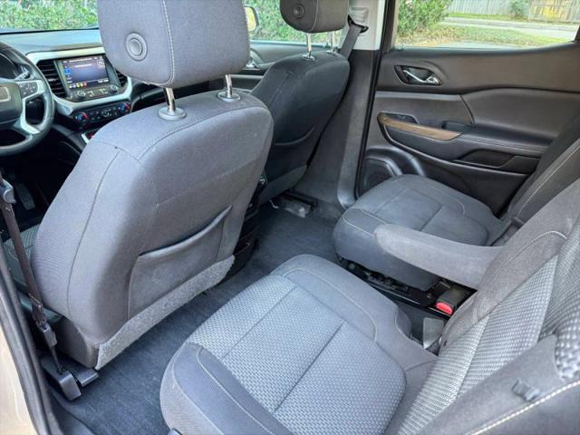 2022 GMC Acadia FWD SLE