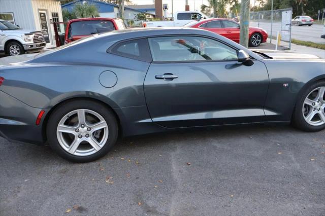 2022 Chevrolet Camaro RWD Coupe 1LT