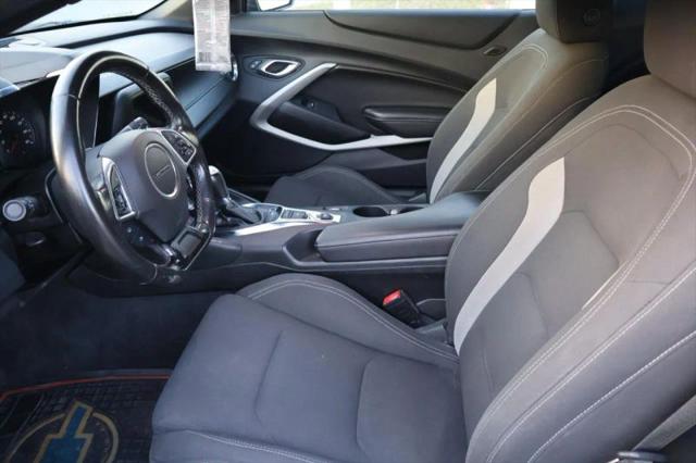 2022 Chevrolet Camaro RWD Coupe 1LT