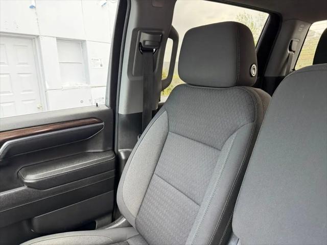 2023 Chevrolet Silverado 1500 4WD Crew Cab Short Bed RST