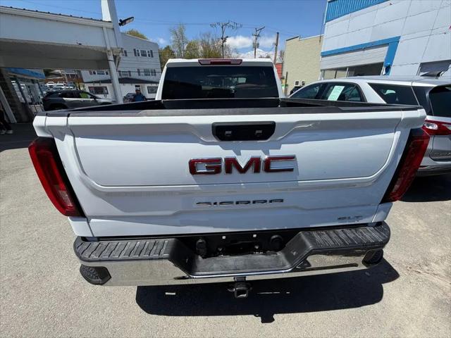 2025 GMC Sierra 1500 4WD Crew Cab Short Box SLT