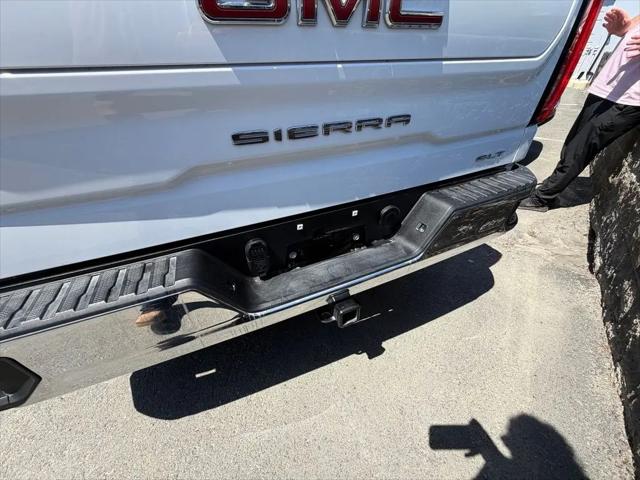 2025 GMC Sierra 1500 4WD Crew Cab Short Box SLT
