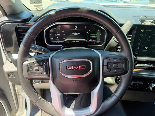 2025 GMC Sierra 1500 4WD Crew Cab Short Box SLT