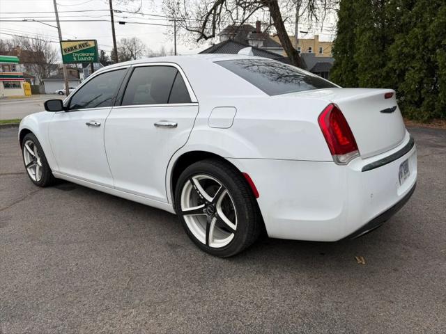 2018 Chrysler 300 Limited AWD