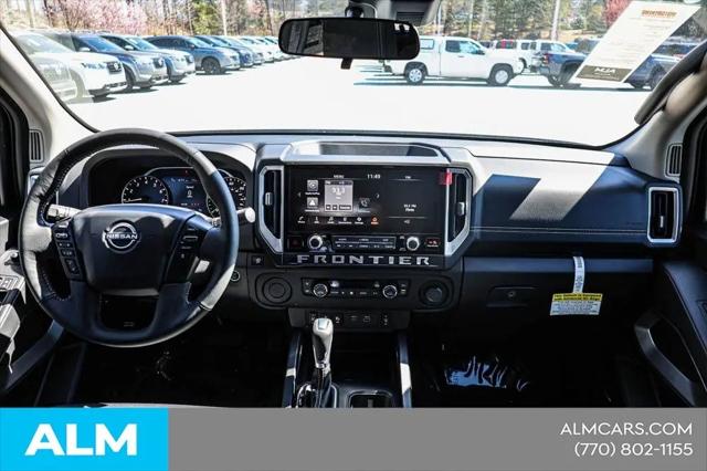 2025 Nissan Frontier Crew Cab SV 4x2