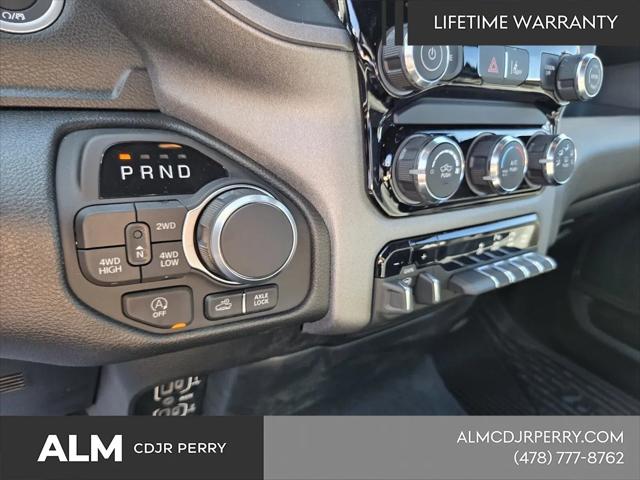 2026 Ram 1500 Warlock Crew Cab 4x4 57 Box