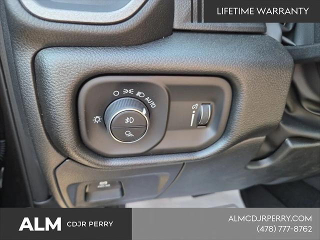 2026 Ram 1500 Warlock Crew Cab 4x4 57 Box