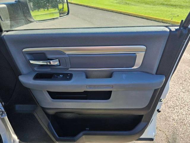 2018 Ram 2500 Big Horn Crew Cab 4x4 8' Box