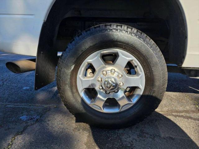 2018 Ram 2500 Big Horn Crew Cab 4x4 8' Box