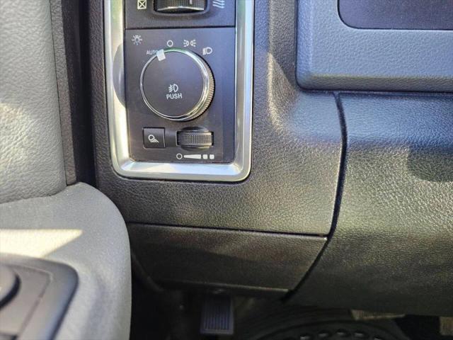 2018 Ram 2500 Big Horn Crew Cab 4x4 8' Box