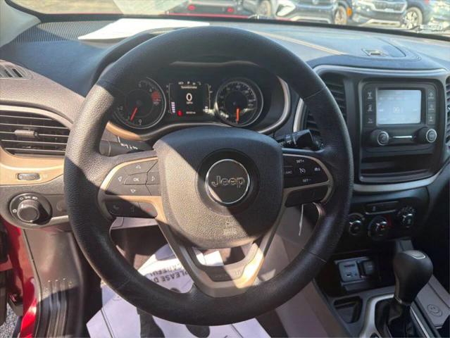 2016 Jeep Cherokee Sport