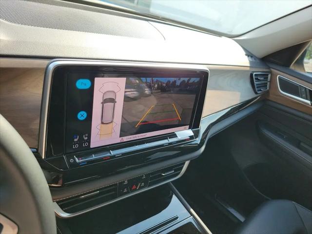 2026 Volkswagen Atlas SE with Technology