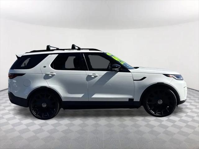 2025 Land Rover Discovery P300 S