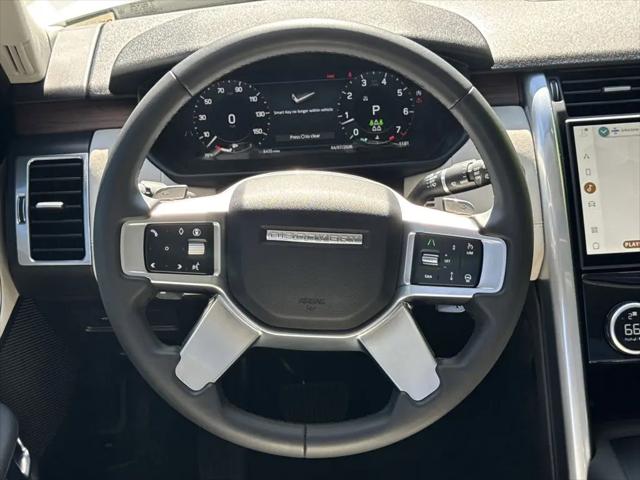2025 Land Rover Discovery P300 S