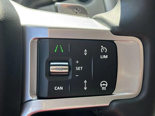 2025 Land Rover Discovery P300 S