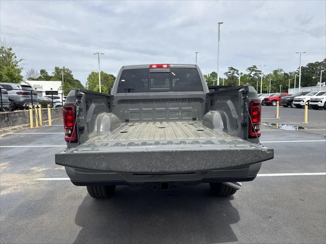2026 Ram 2500 Black Express Crew Cab 4x4 6'4" Box