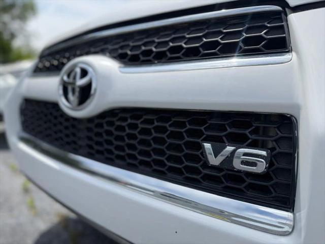 2012 Toyota RAV4 Limited V6