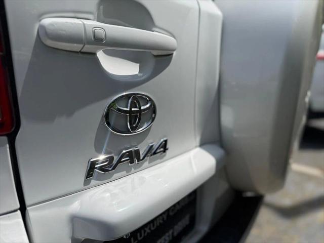 2012 Toyota RAV4 Limited V6