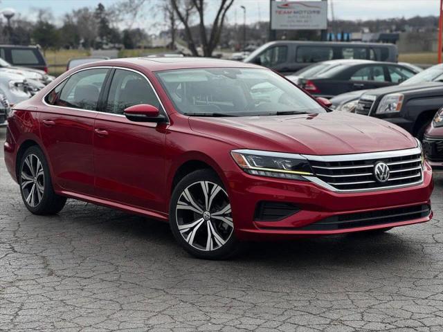 2022 Volkswagen Passat 2.0T SE for sale in East Dundee, IL