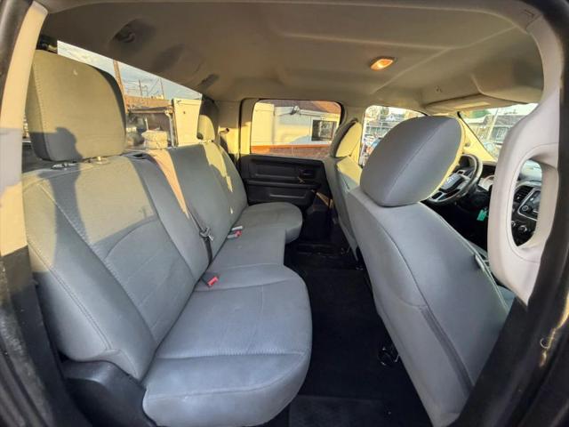 2017 Ram 2500 Tradesman Crew Cab 4x4 8' Box