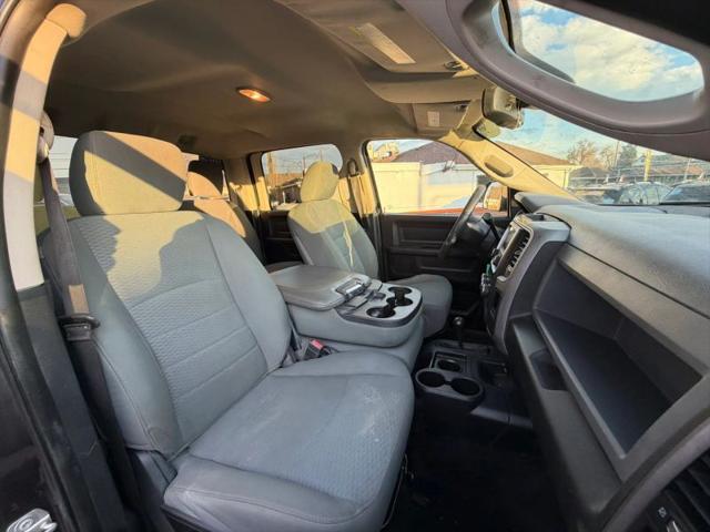 2017 Ram 2500 Tradesman Crew Cab 4x4 8' Box