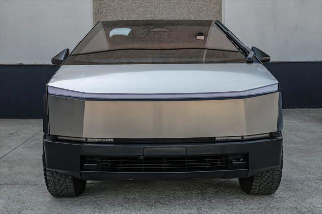 2024 Tesla Cybertruck Cyberbeast