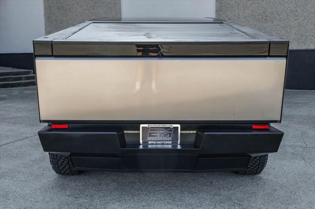 2024 Tesla Cybertruck Cyberbeast