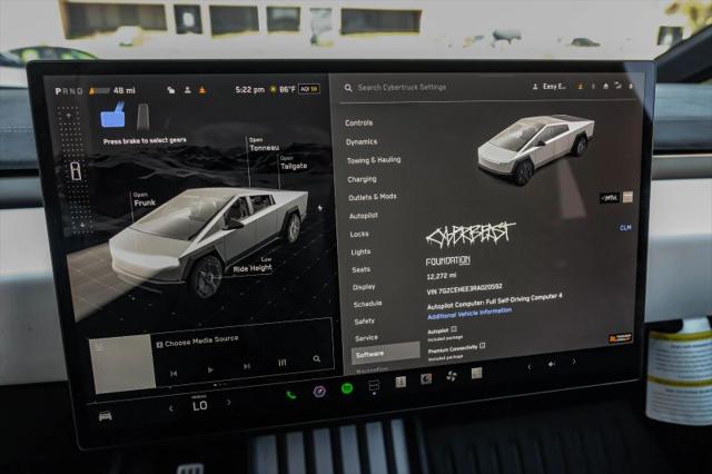 2024 Tesla Cybertruck Cyberbeast