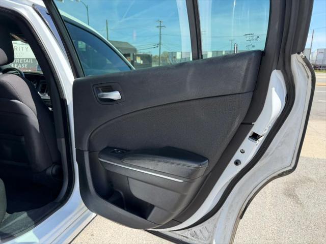 2015 Dodge Charger SE