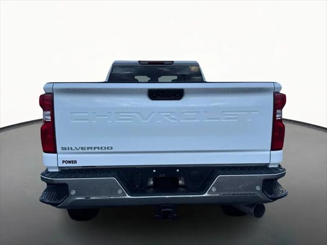 2026 Chevrolet Silverado 3500HD Crew Cab, Long Bed, WT Dual Rear Wheel, RWD