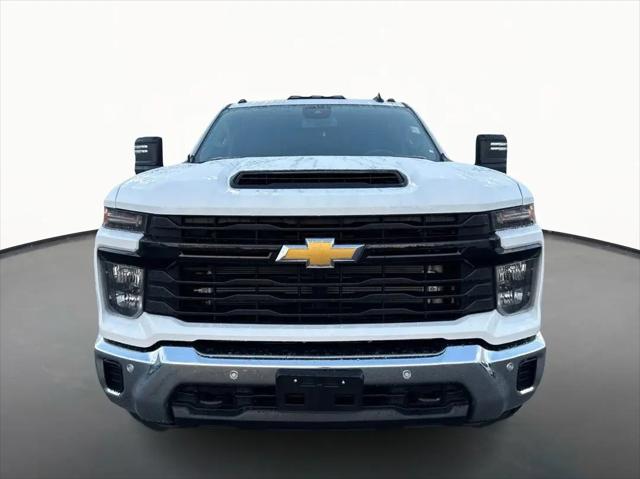 2026 Chevrolet Silverado 3500HD Crew Cab, Long Bed, WT Dual Rear Wheel, RWD
