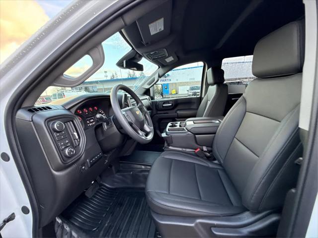2026 Chevrolet Silverado 3500HD Crew Cab, Long Bed, WT Dual Rear Wheel, RWD