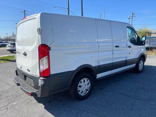 2018 Ford Transit w/60/40 Side Door w/RWB