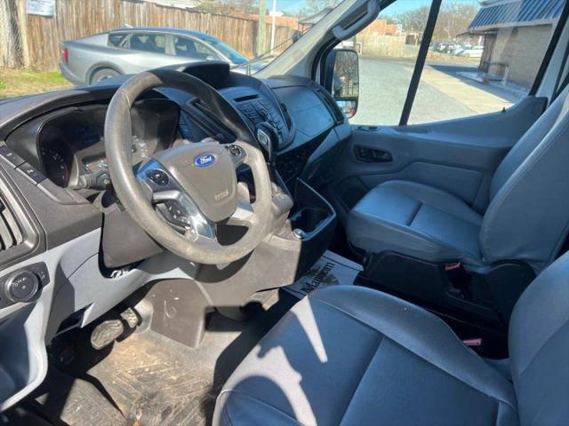 2018 Ford Transit w/60/40 Side Door w/RWB