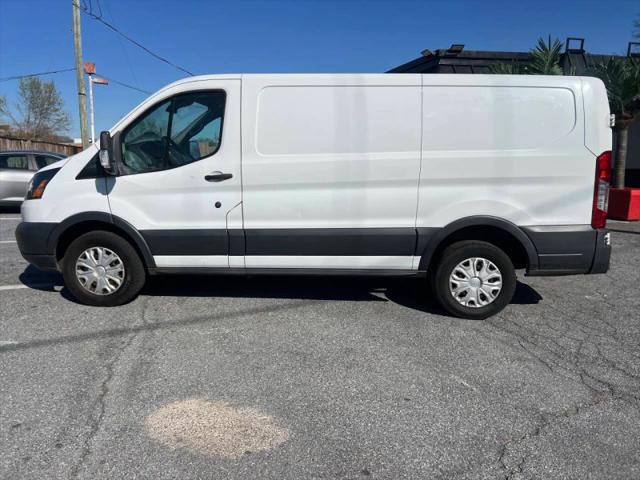 2018 Ford Transit w/60/40 Side Door w/RWB