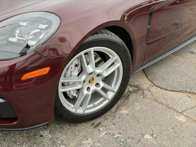 2018 Porsche Panamera 4
