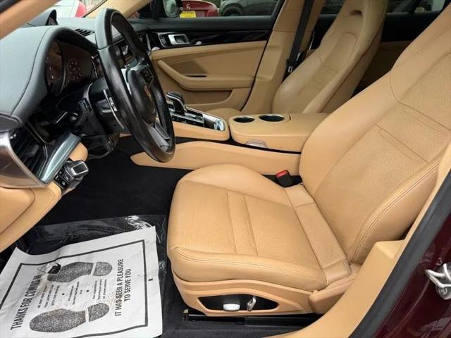 2018 Porsche Panamera 4