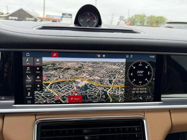 2018 Porsche Panamera 4