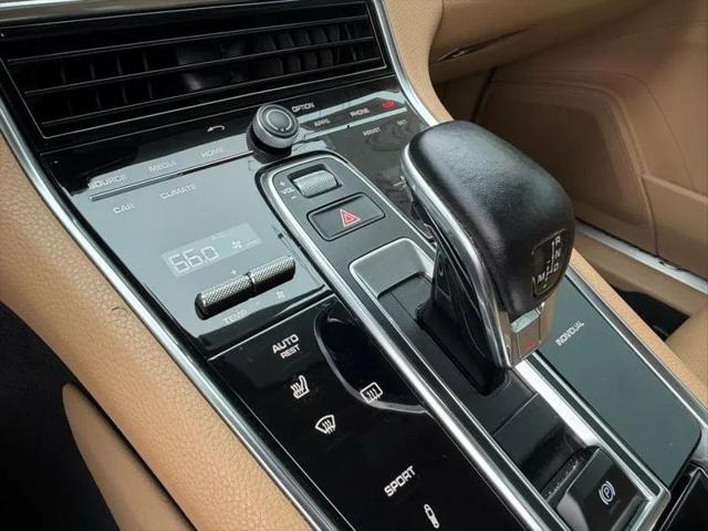 2018 Porsche Panamera 4