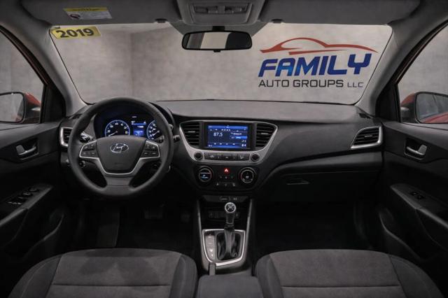 2019 Hyundai Accent SE
