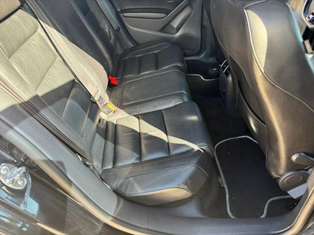 2013 Volkswagen Golf R 4-Door