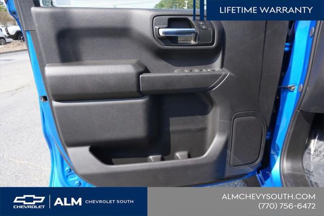 2025 Chevrolet Silverado 1500 4WD Crew Cab Standard Bed Custom