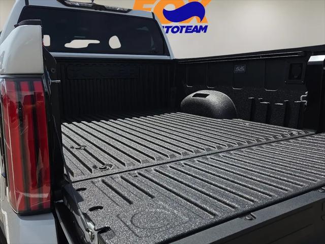 2026 Toyota Tundra Platinum Hybrid CrewMax 5.5' Bed