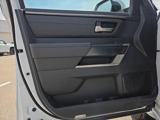 2026 Toyota Tundra Platinum Hybrid CrewMax 5.5' Bed