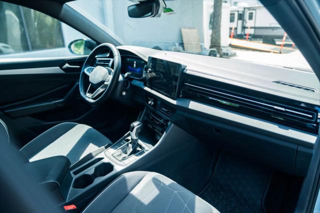 2025 Volkswagen Jetta 1.5T Sport
