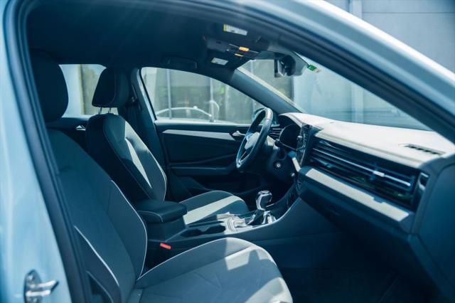 2025 Volkswagen Jetta 1.5T Sport