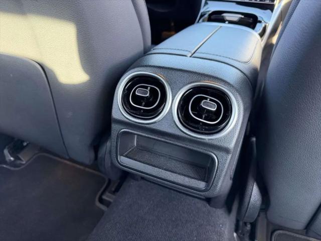 2025 Mercedes-Benz C-CLASS C 300 C 300