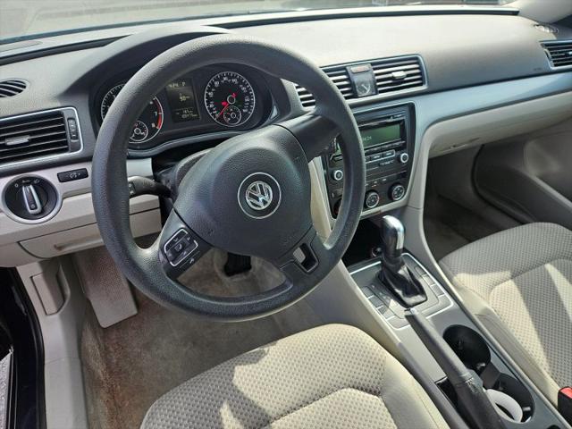 2013 Volkswagen Passat 2.5L S