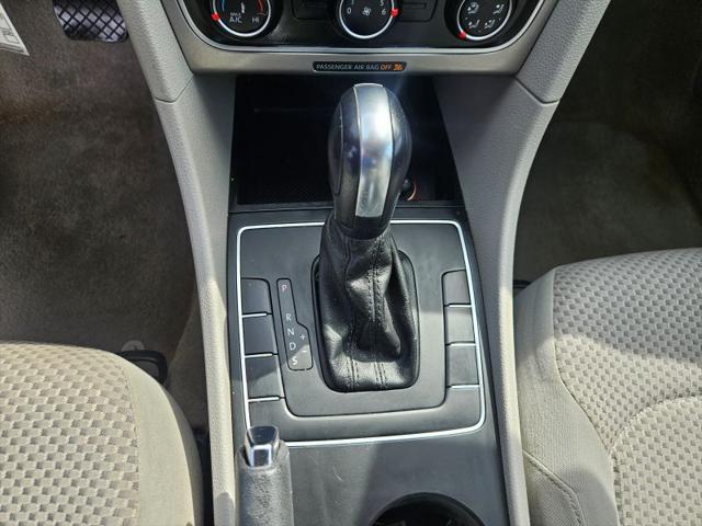2013 Volkswagen Passat 2.5L S